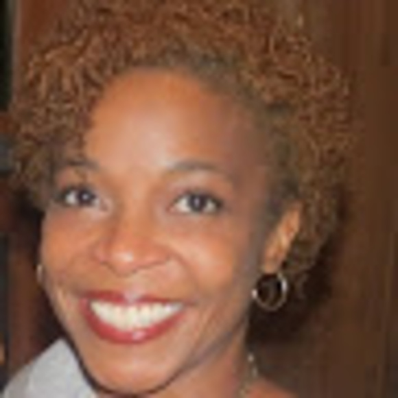 Meet your Posher, Deborah - Picture 1 of 1